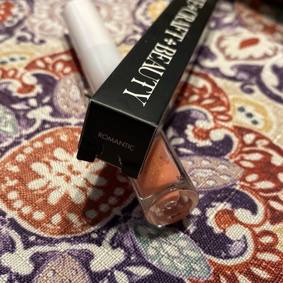 Lovecraft beauty glare gloss- romantic - Picture 3 of 4